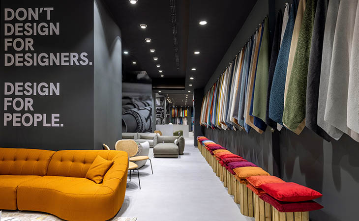 علامة المفروشات الإيطالية ميكي فيراري تفتتح أول صالة عرض لها في الشرق الأوسط